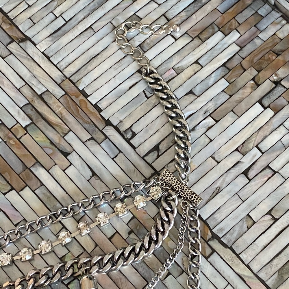 Necklace - Picture 3 of 9